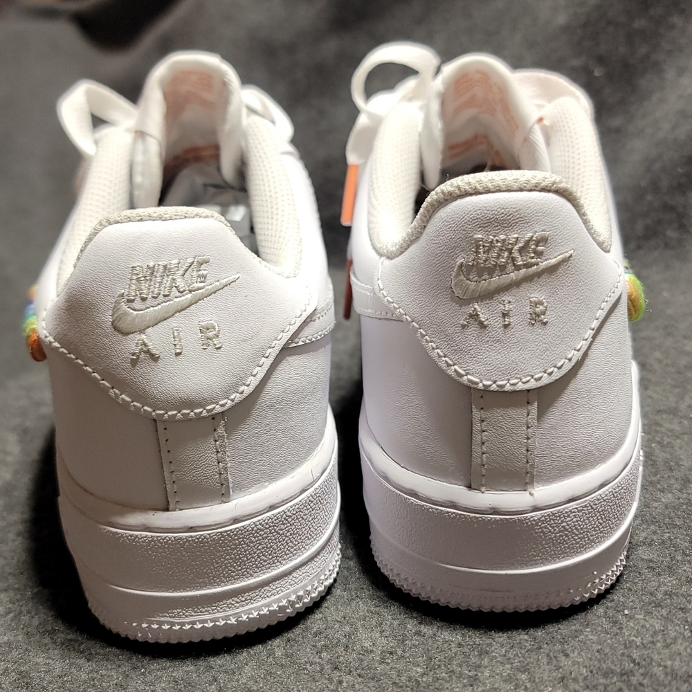 Nike Air Force 1 Low GS 'Rainbow Lace Swoosh' 6Y / 7.5W - Picture 4 of 6